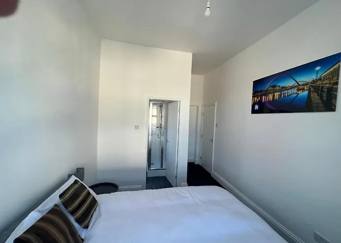 Spacious 2Bedroom Property By Star Suites